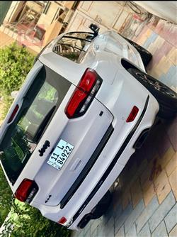 جیپ گراند شیرۆکی